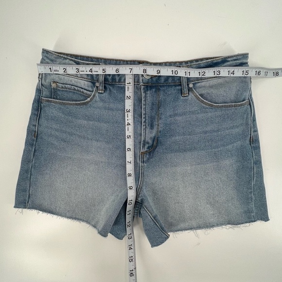 NWT Articles Of Society High Rise Cut Off Denim Jean Shorts Size 28 Women’s - Picture 4 of 9